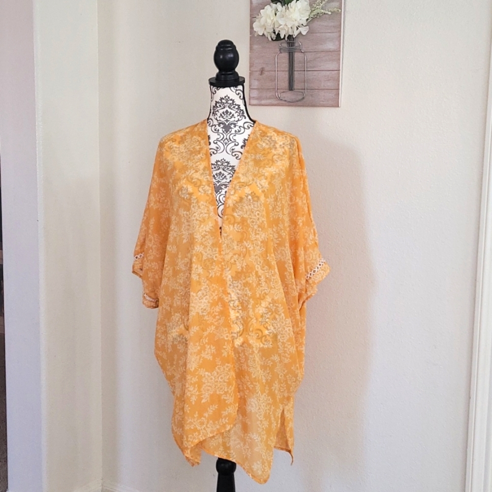 🌻 LIBERTY LOVE KIMONO 🌻